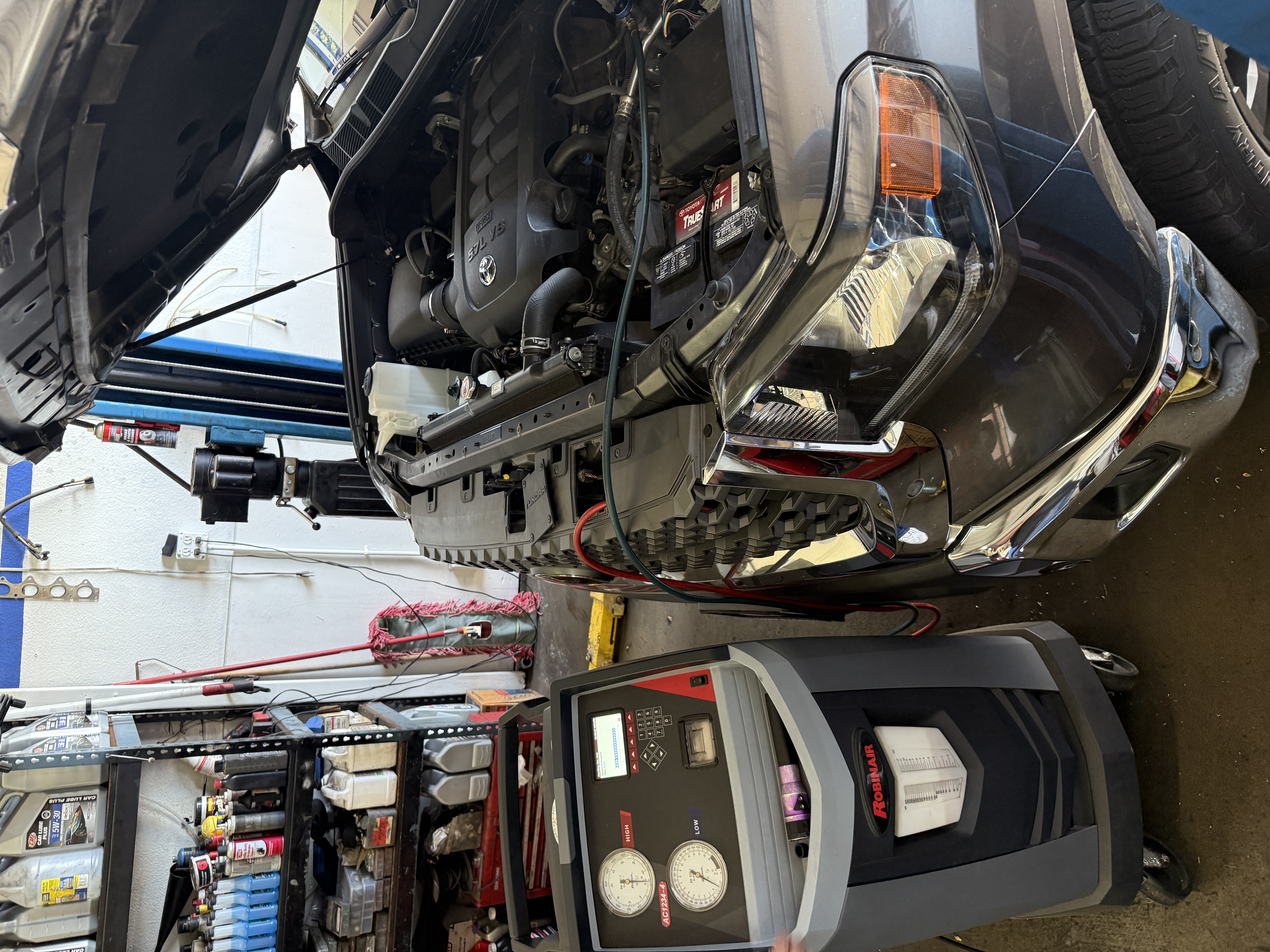 Rey's Auto Repair shop work